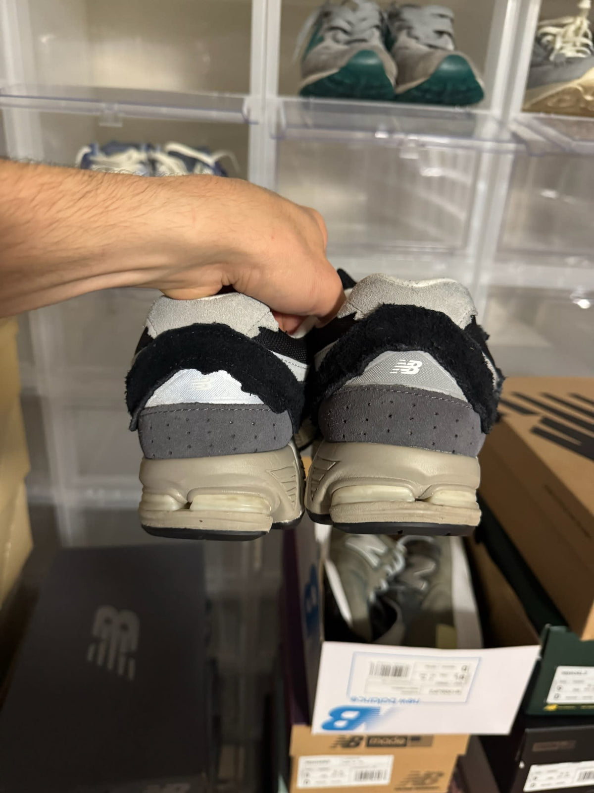 [HY925] New Balance 2002R Protection Pack Black Grey