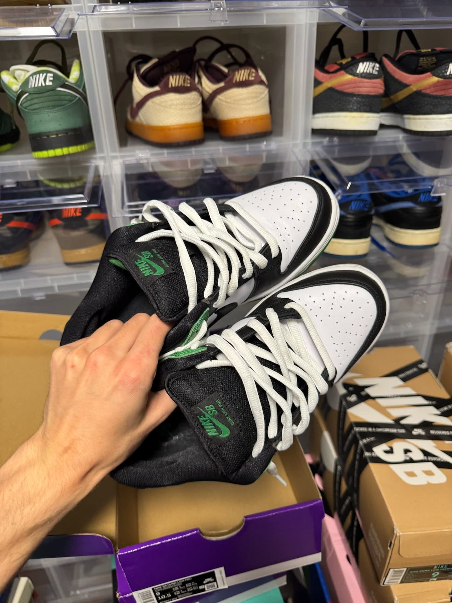 Size 9 Preowned Nike SB Dunk Low Classic Green