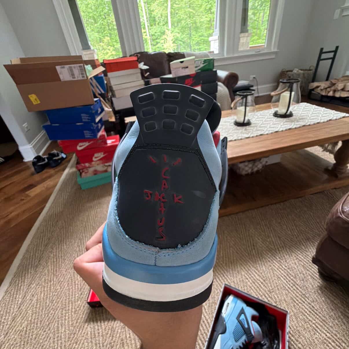 Jordan 4 Retro Travis Scott Cactus Jack (Friends and Family)
