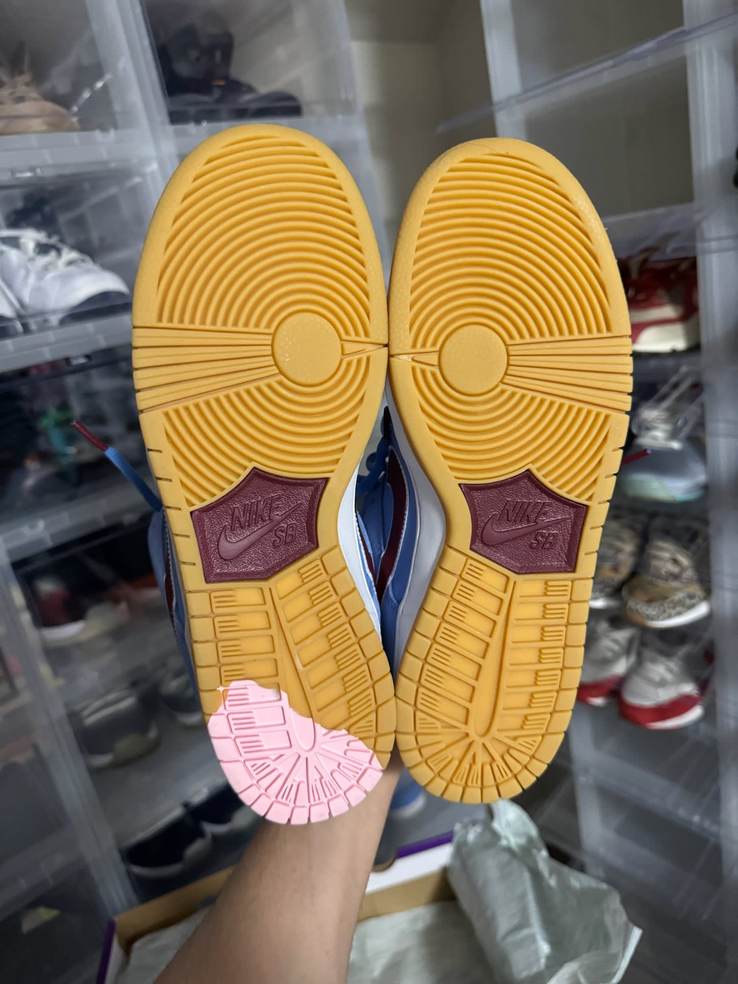 HY813 Nike SB Dunk Low Philadelphia Phillies
