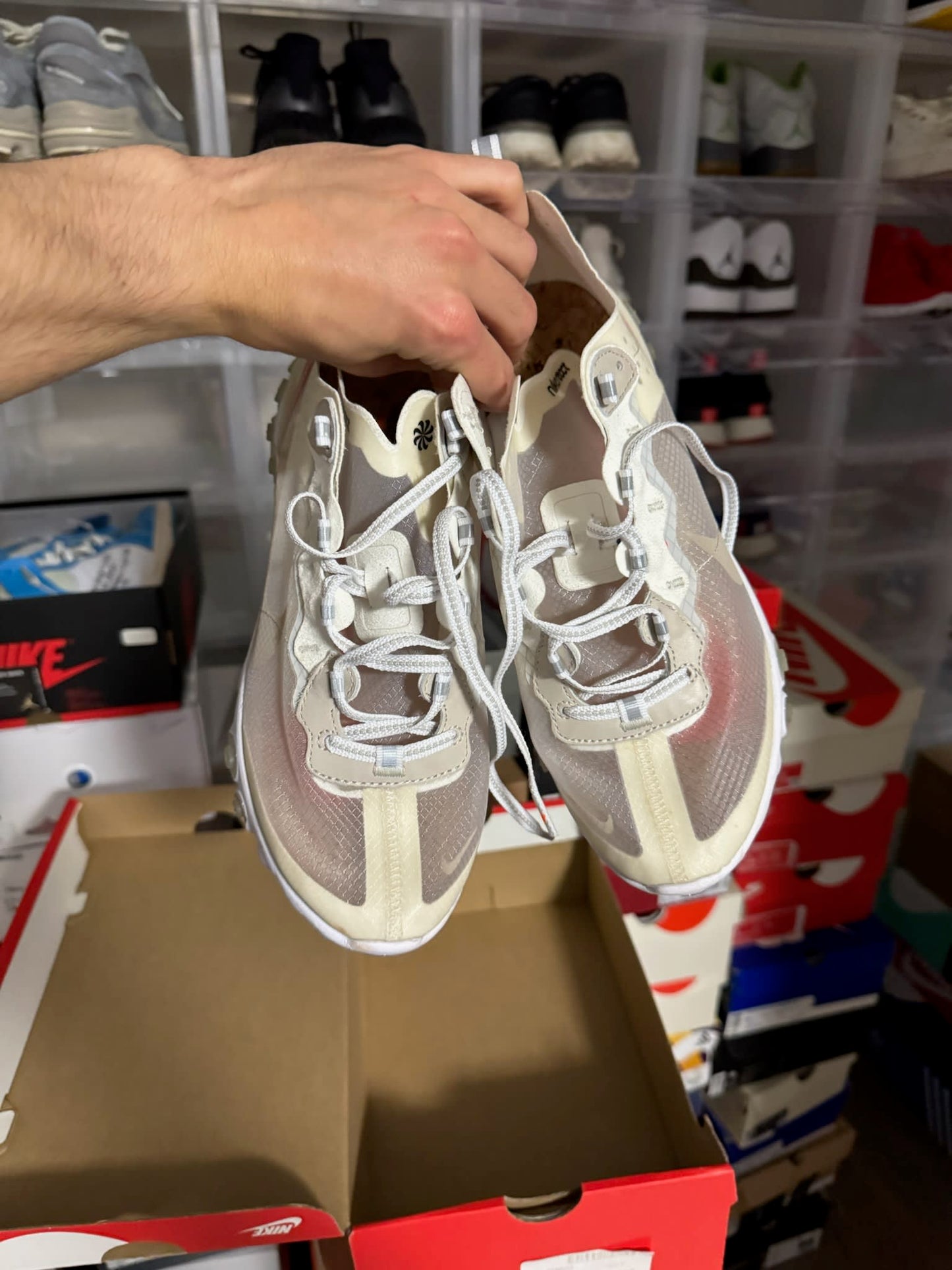 HY840 Nike React Element 87 Sail Light Bone