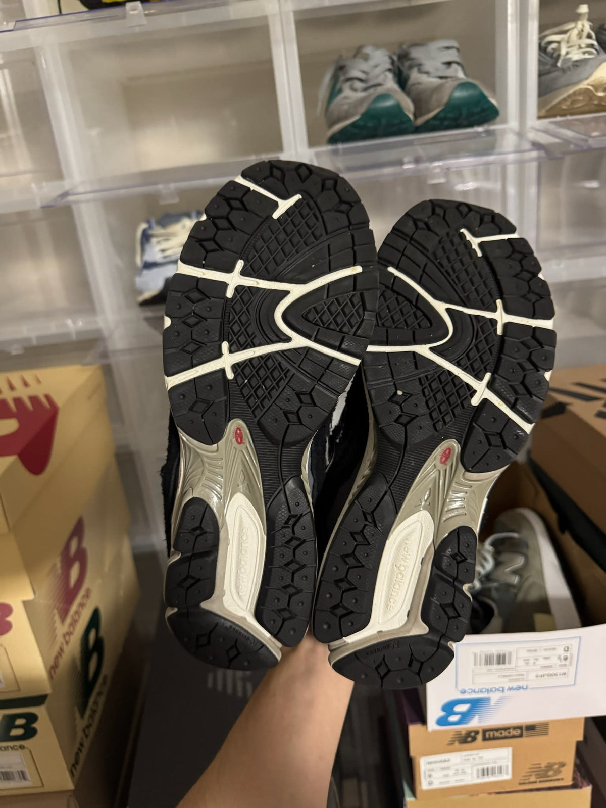 [HY925] New Balance 2002R Protection Pack Black Grey