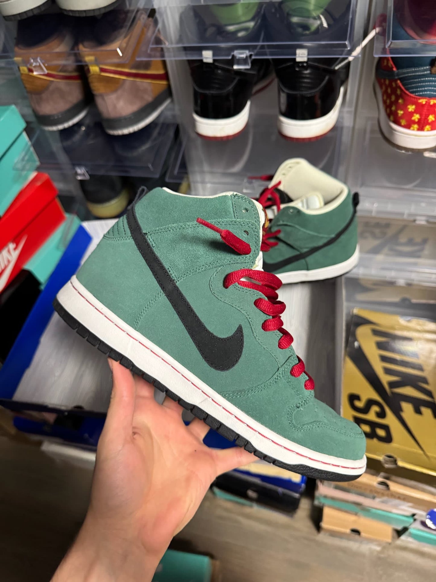 Size 9 Preowned Nike SB Dunk High Heineken