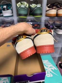 Size 9 Preowned Nike SB Dunk Low Pro Hennessy