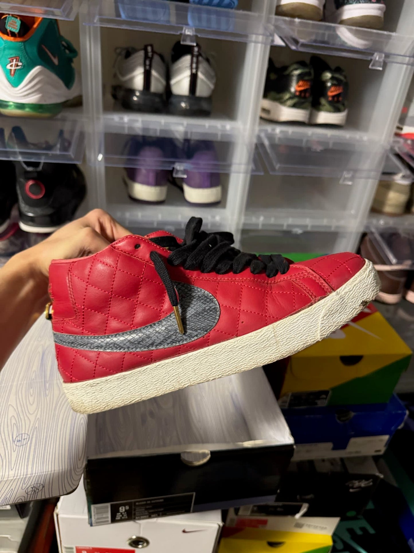 Size 9 Preowned Nike SB Blazer Supreme Red (2006)