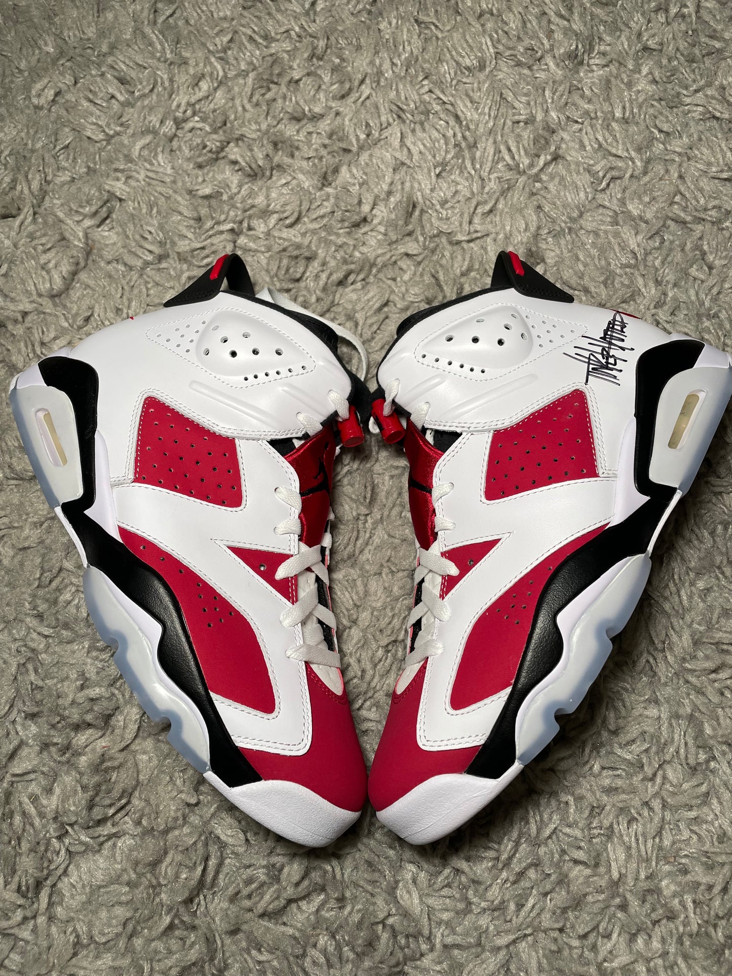 AIR JORDAN 6 RETRO ‘Carmine’