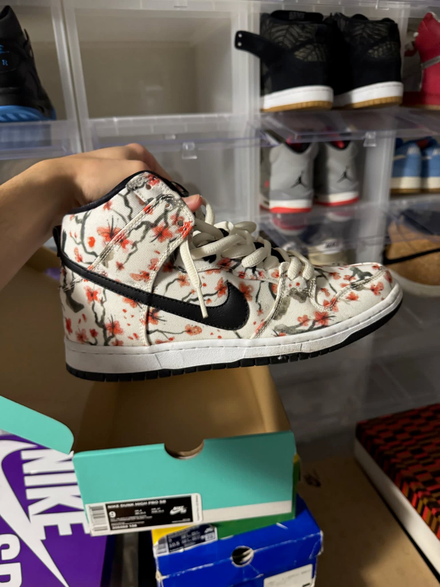 Size 9 Preowned Nike SB Dunk High Cherry Blossom