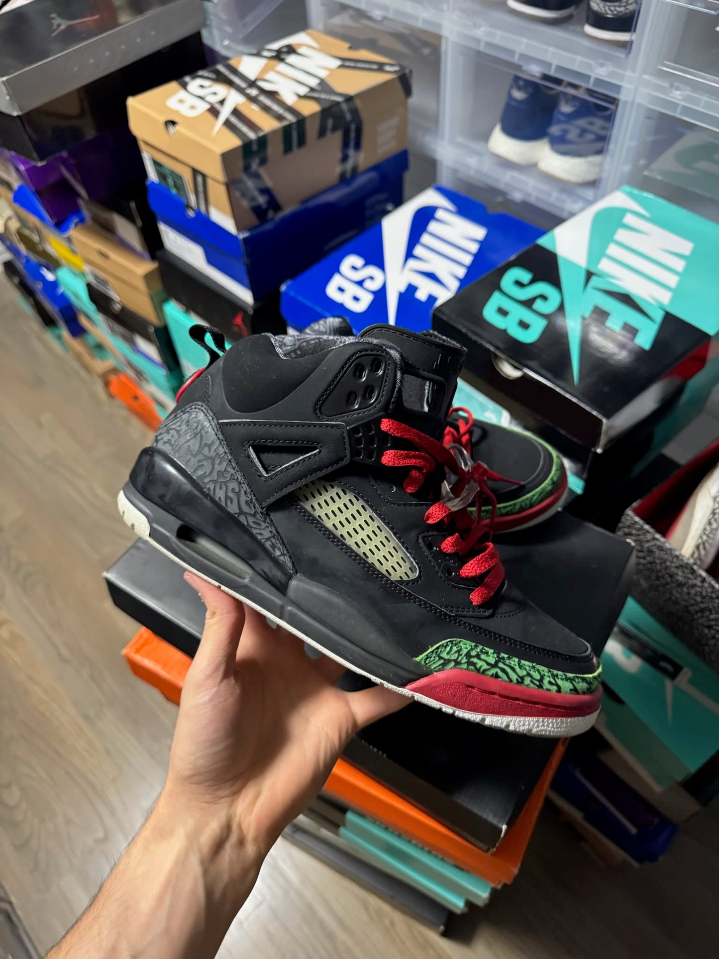 Size 9 Preowned (NB) Jordan Spizike Black Varsity Red