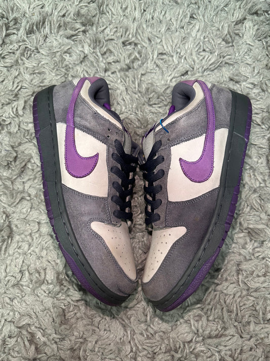 NIKE DUNK LOW PRO SB ‘Purple Pigeon’