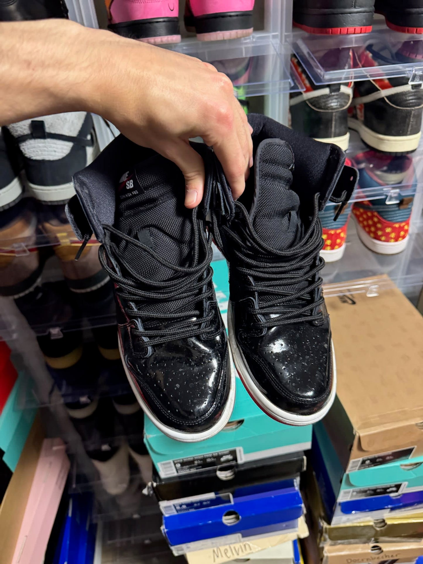 Size 9 Preowned Nike SB Dunk High Bred