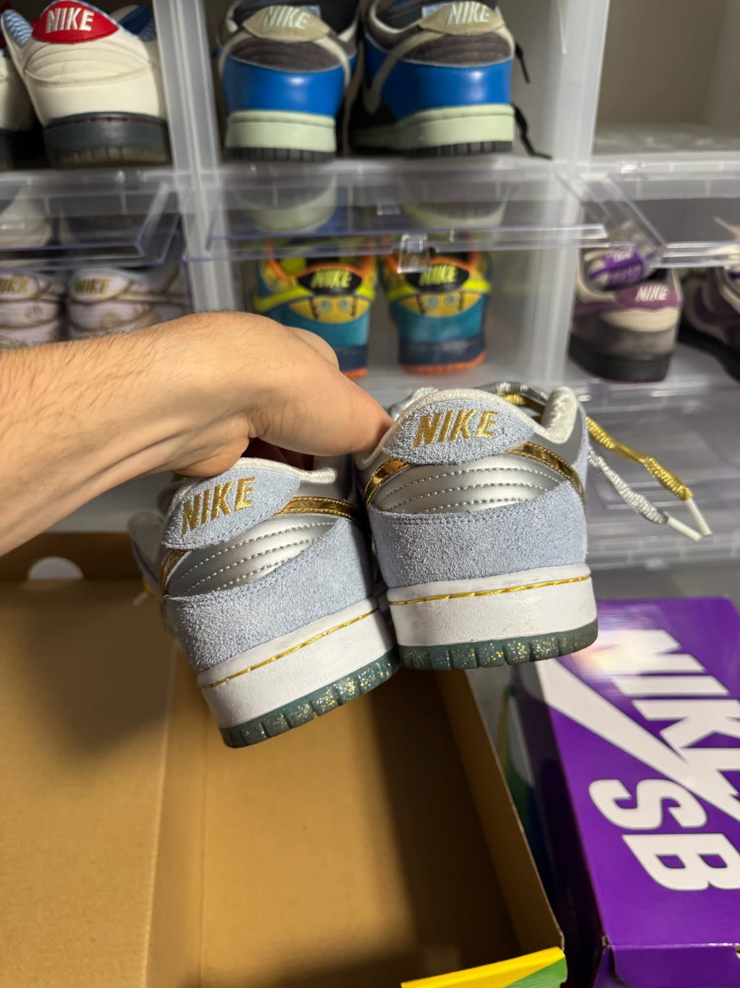 Size 9 Preowned Nike SB Dunk Low Sean Cliver