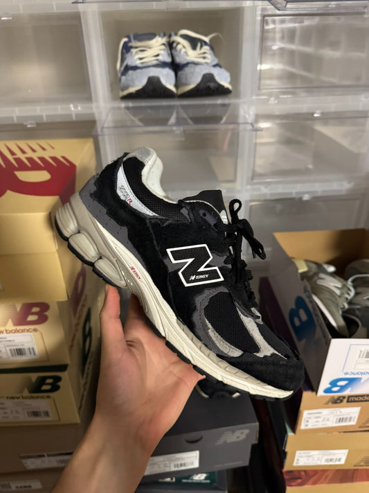 [HY925] New Balance 2002R Protection Pack Black Grey