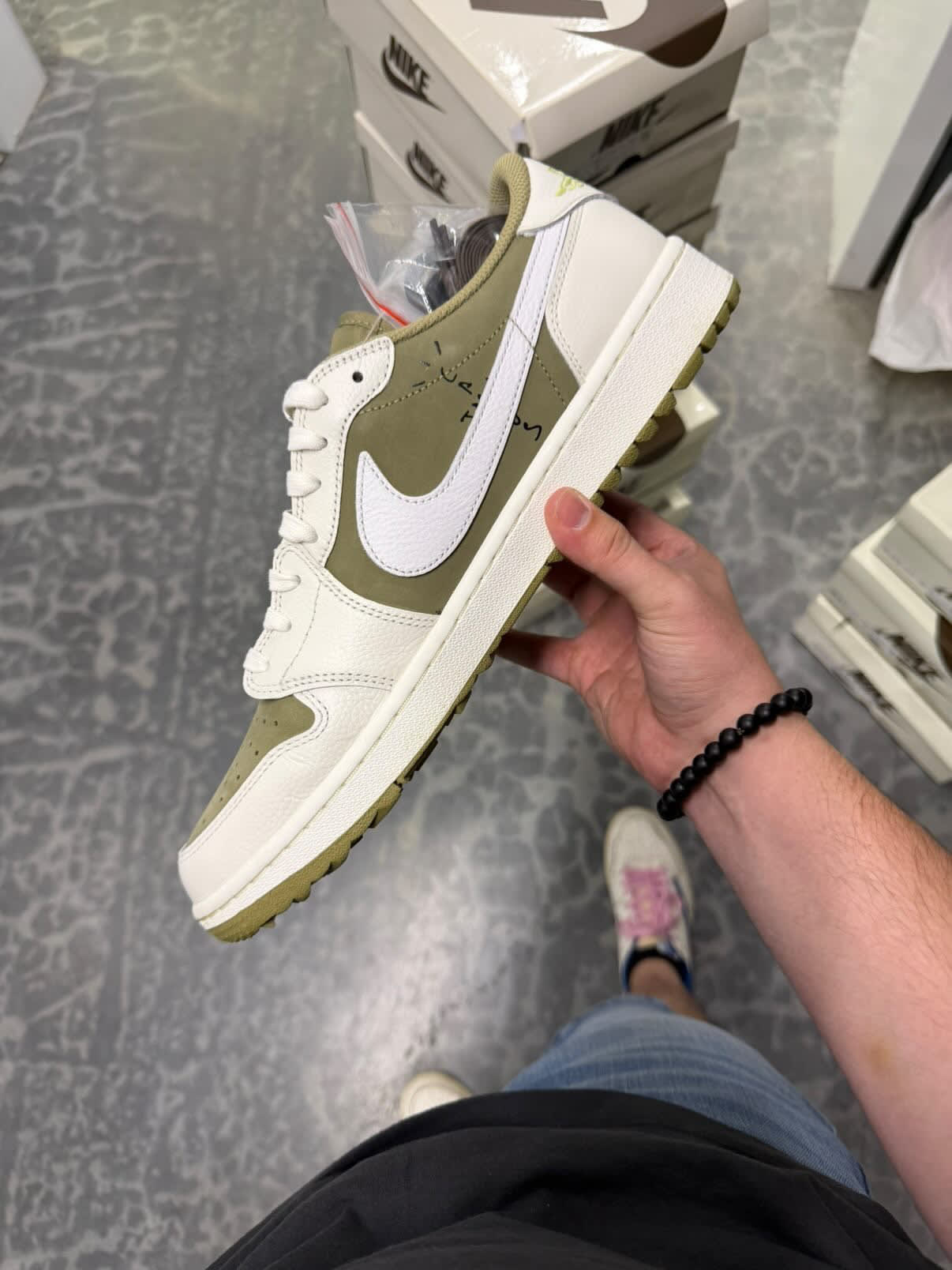 HY6 Jordan 1 Retro Low Golf Travis Scott Neutral Olive