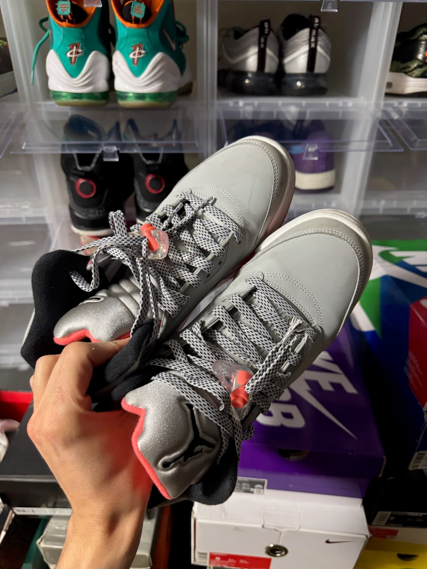 Size 9 Preowned (NB) Jordan 5 Retro Hot Lava (GS)