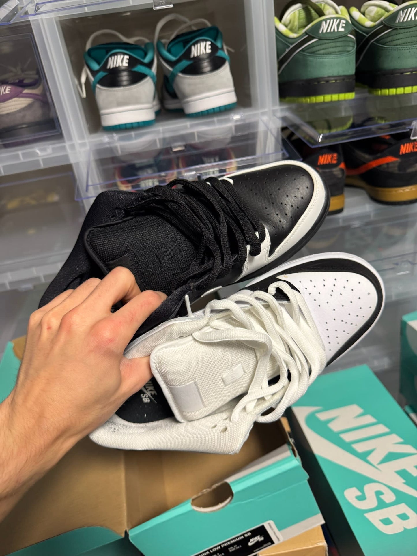 Size 9 Preowned Nike SB Dunk Low Yin Yang