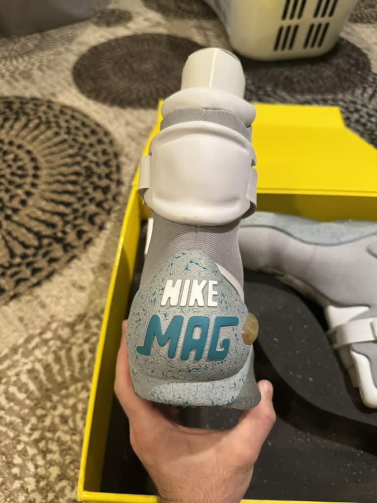 Nike MAG Back to the Future (2011)