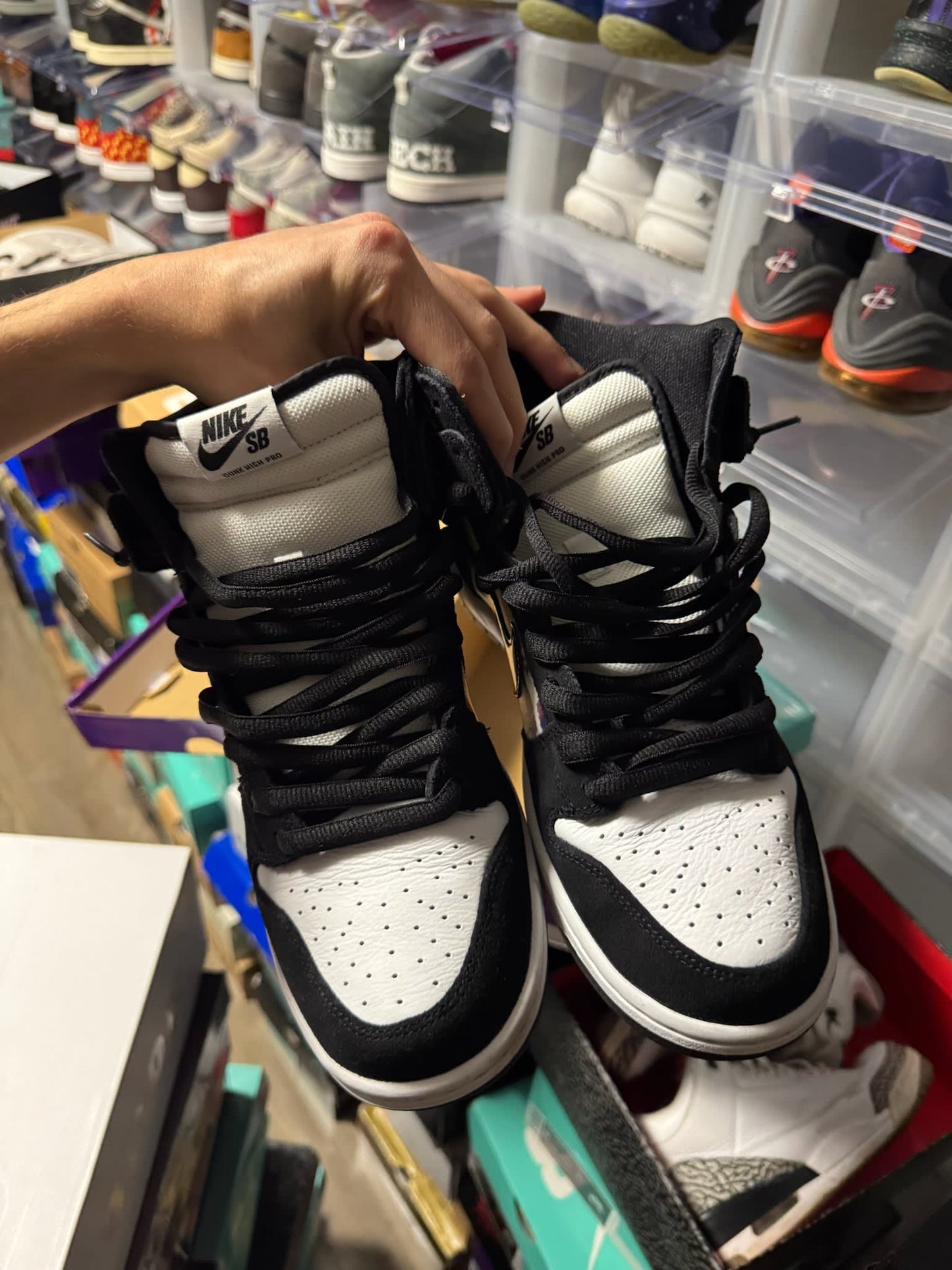 Size 9 Preowned Nike SB Dunk High TV Signal
