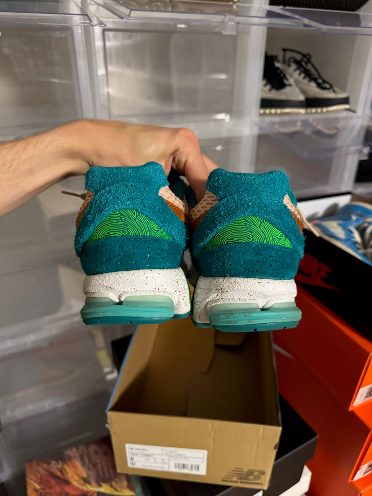 [HY913] New Balance 2002R Salehe Bembury Water Be The Guide