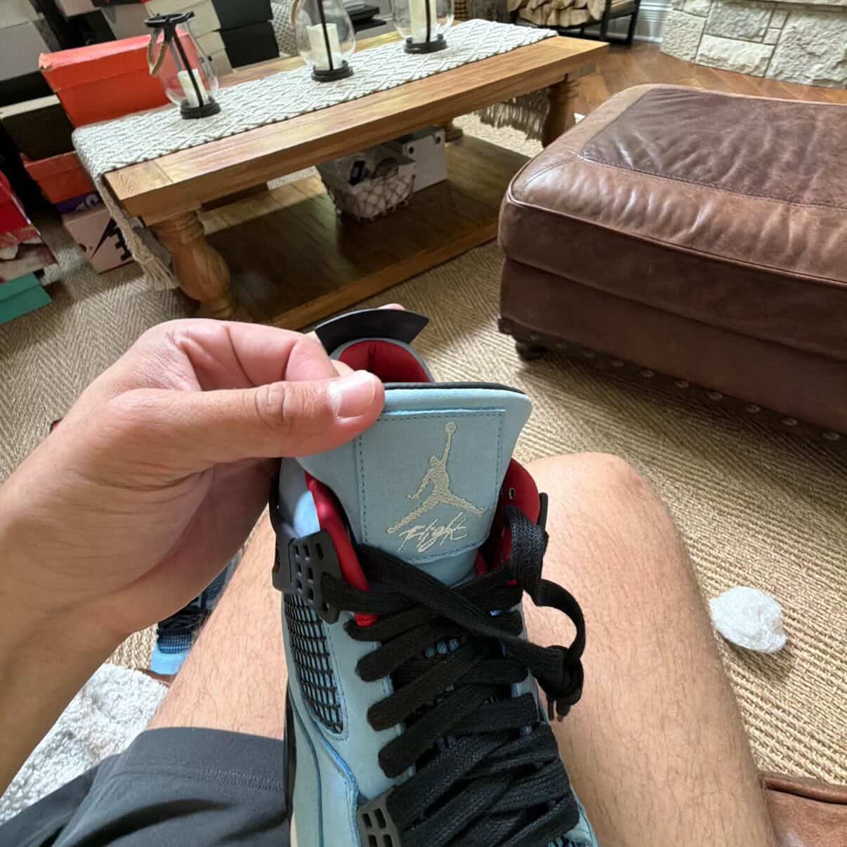 Jordan 4 Retro Travis Scott Cactus Jack (Friends and Family)