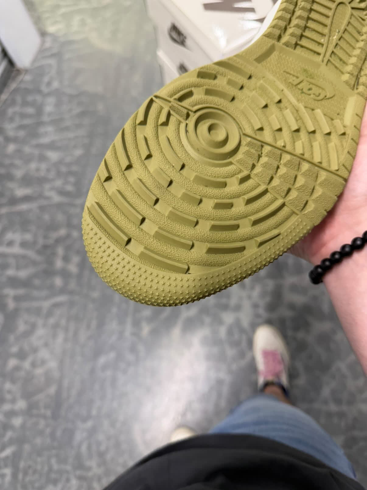 HY6 Jordan 1 Retro Low Golf Travis Scott Neutral Olive