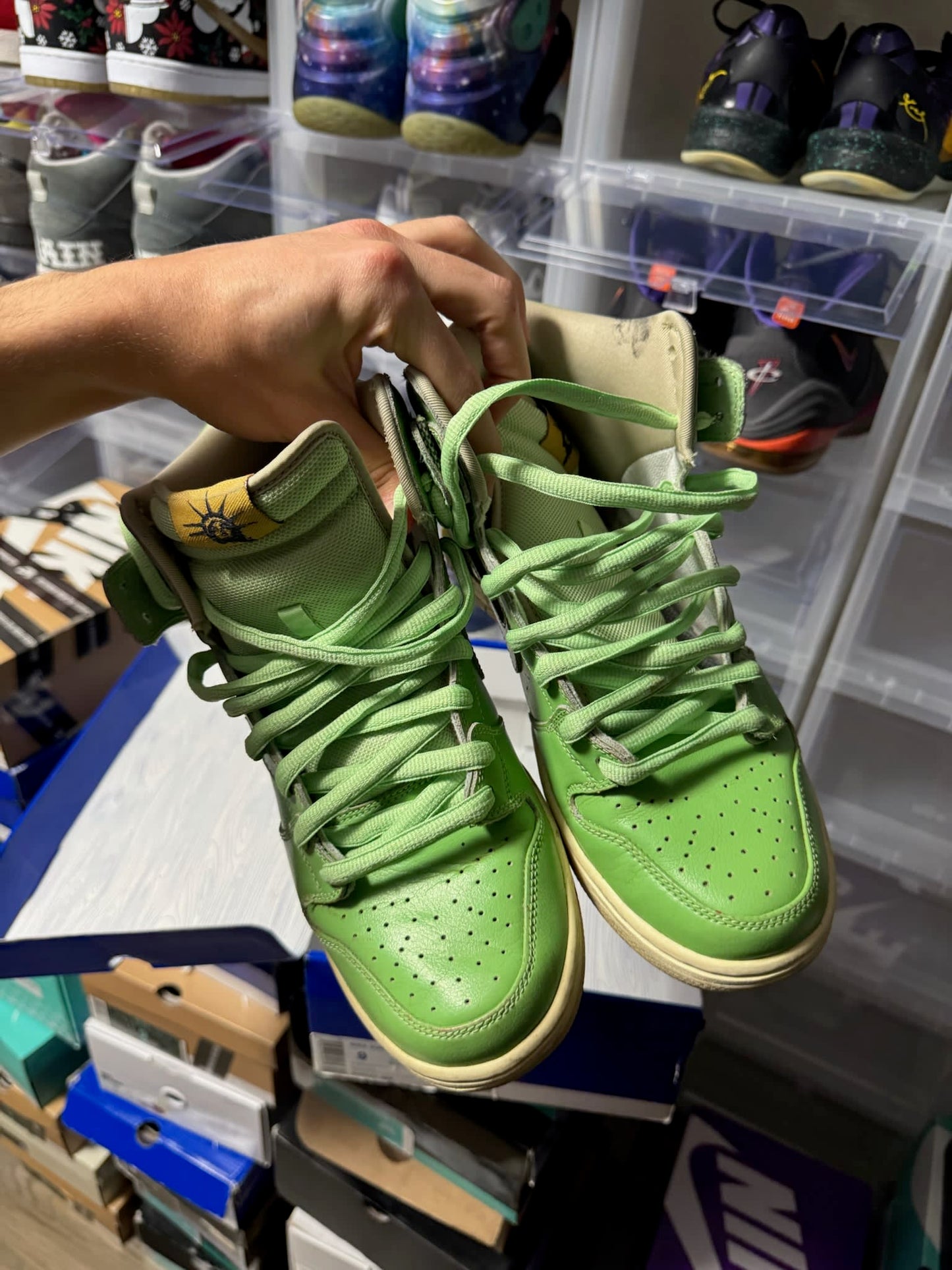 Size 9 Preowned Nike SB Dunk High Statue of Liberty