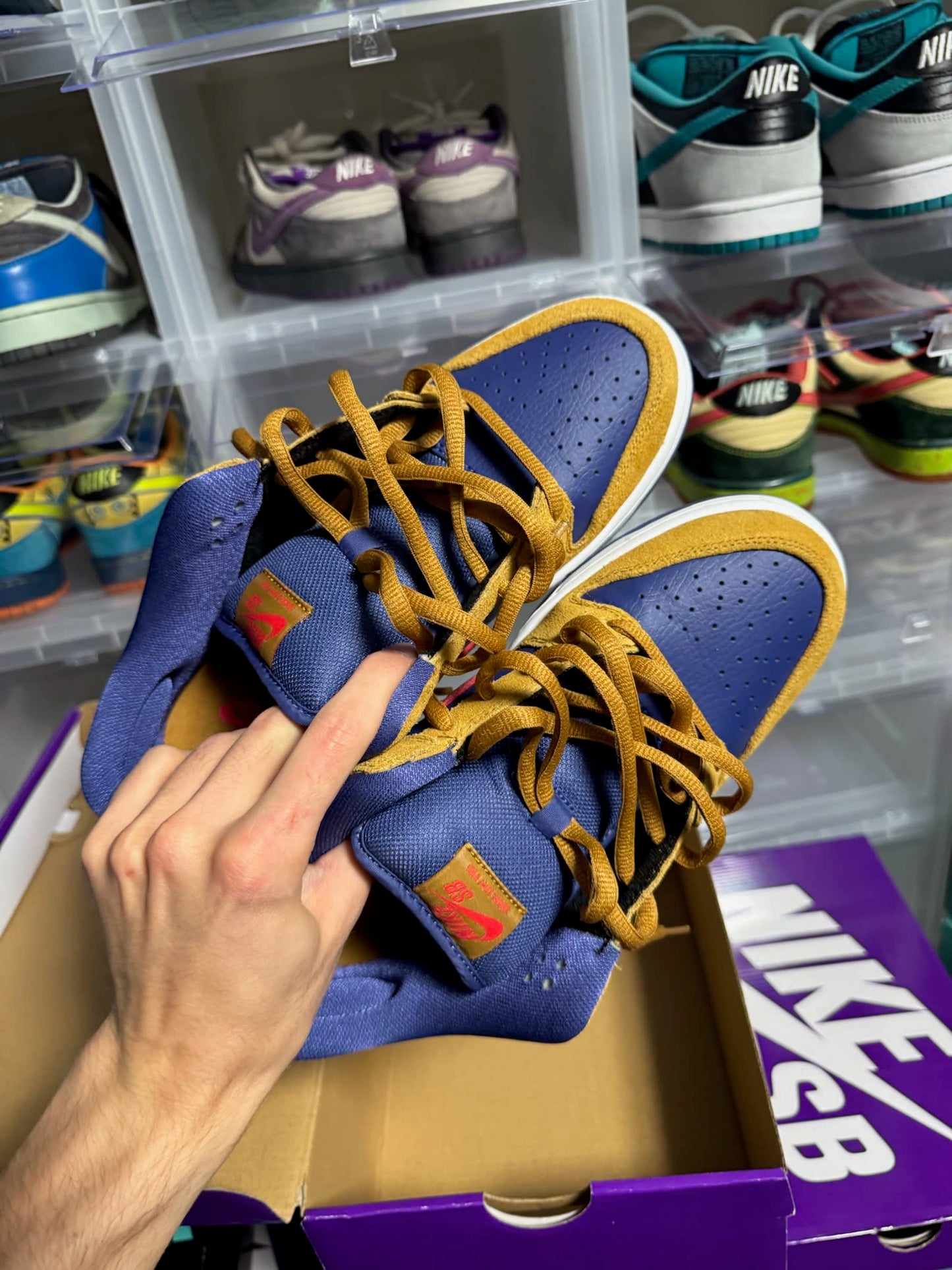 Size 9 Preowned Nike SB Dunk Low Reverse Papa Bear