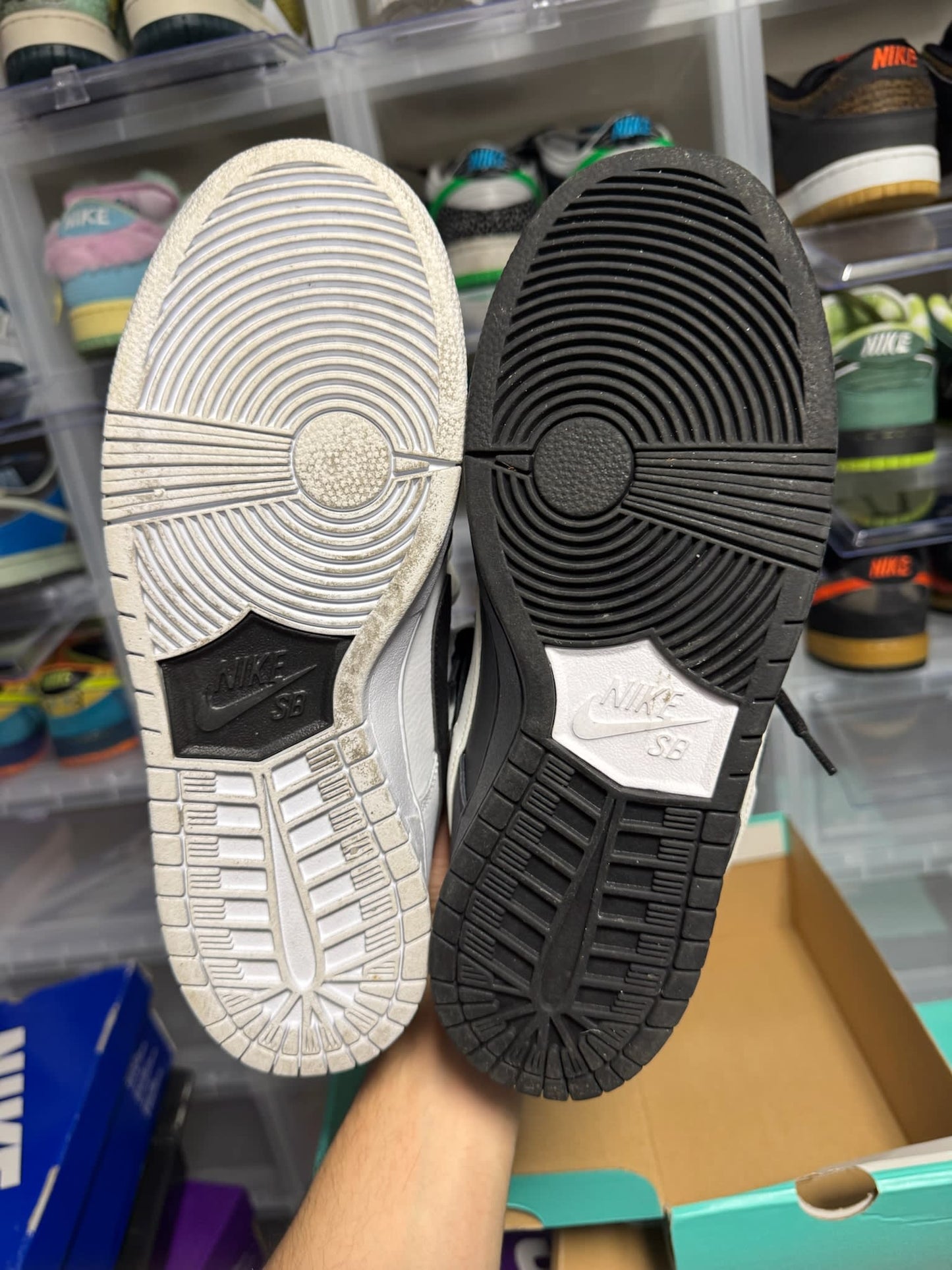 Size 9 Preowned Nike SB Dunk Low Yin Yang