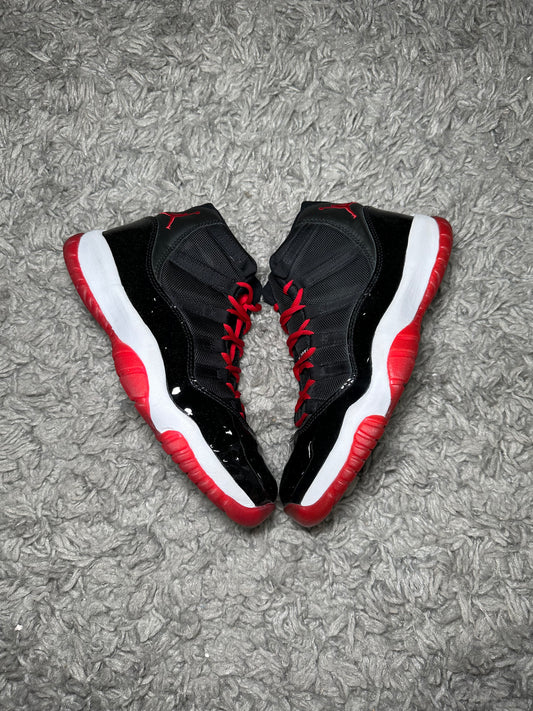 AIR JORDAN 11 RETRO ‘Bred’ 2001