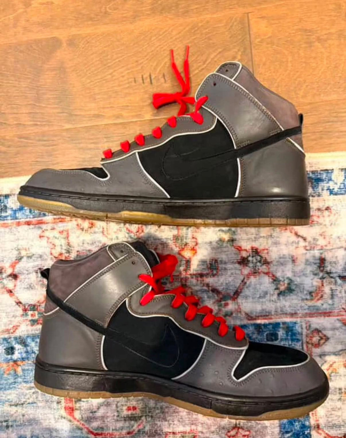 [HY1143] Nike SB Dunk High MF Doom