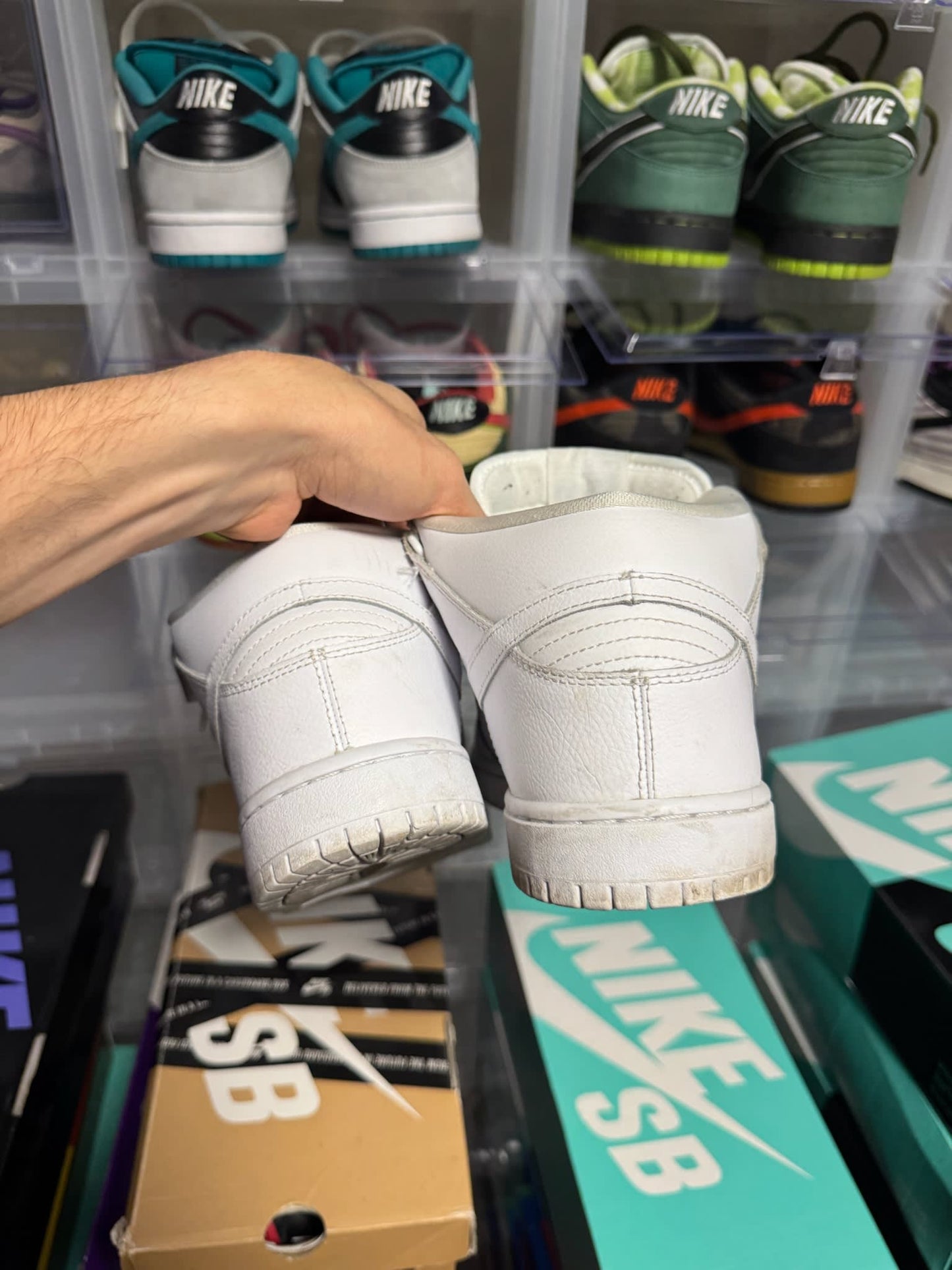 Size 9 Preowned (NB) Nike SB Dunk Mid Pro White Light Base Grey