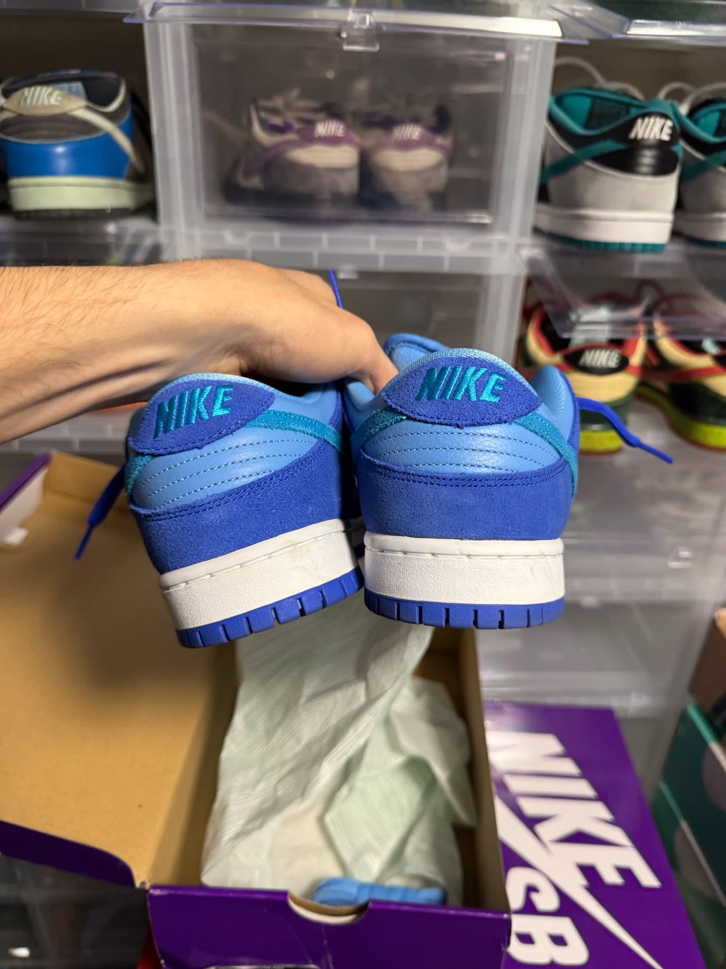 Size 9 Preowned Nike SB Dunk Low Blue Raspberry