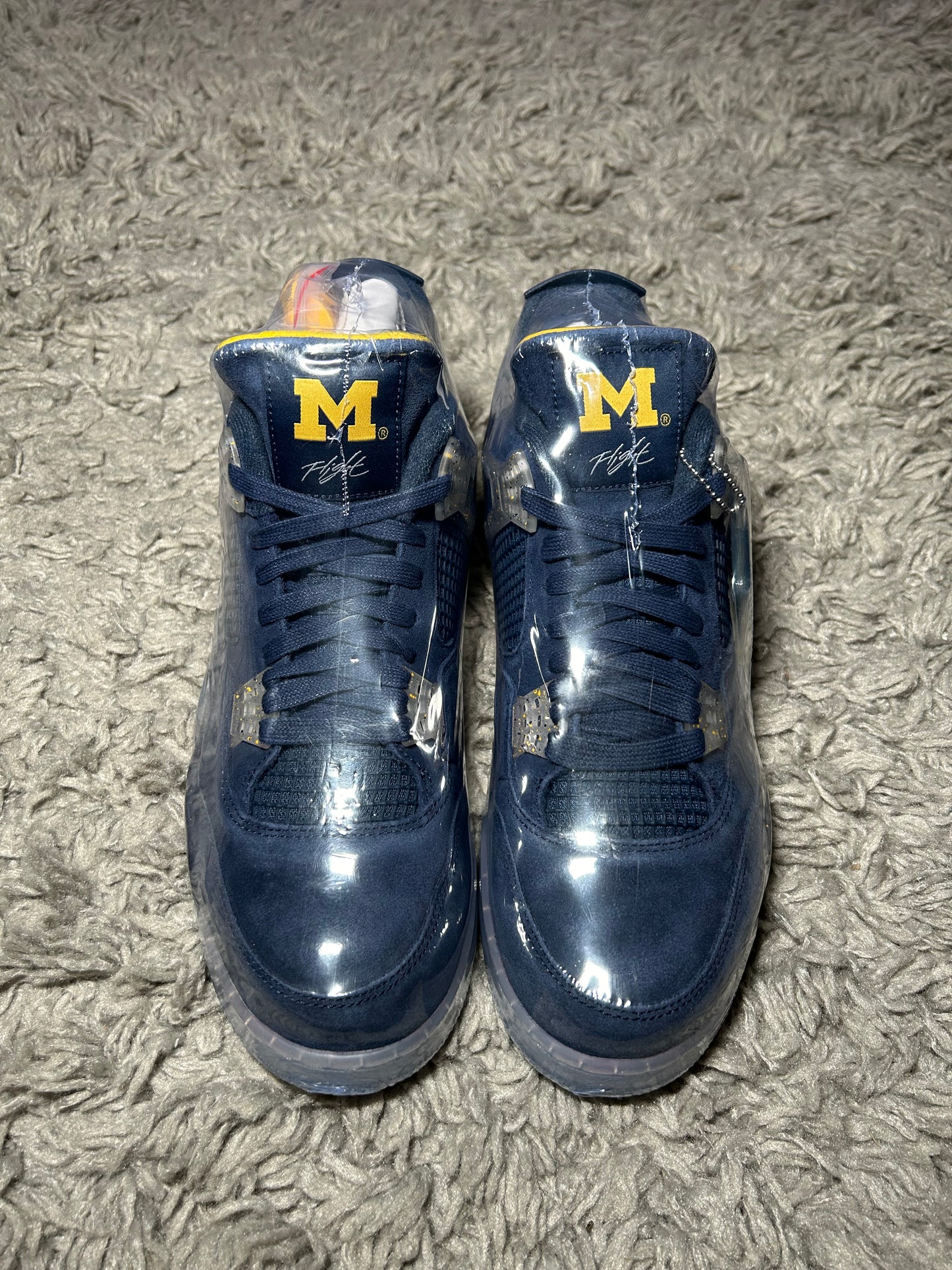 Jordan 4 Retro ‘Michigan PE’