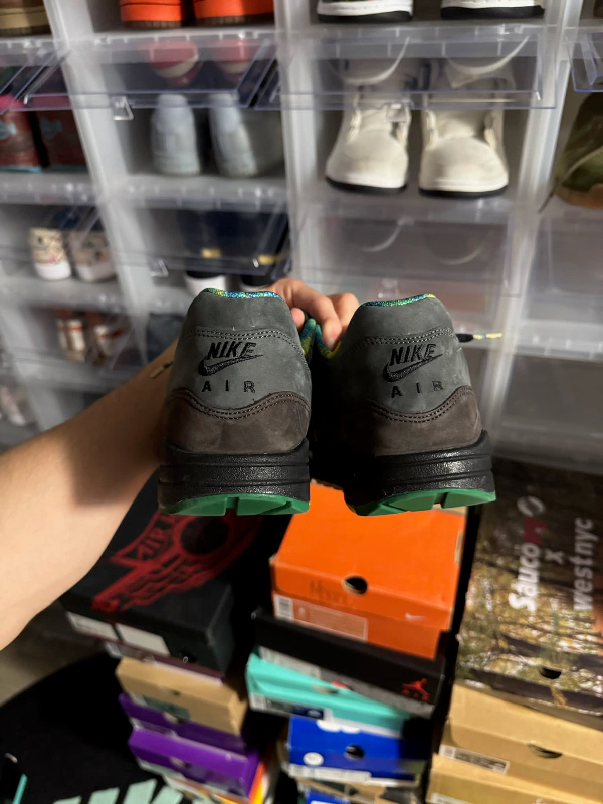 [HY792] Nike Air Max 1 BHM (2012)