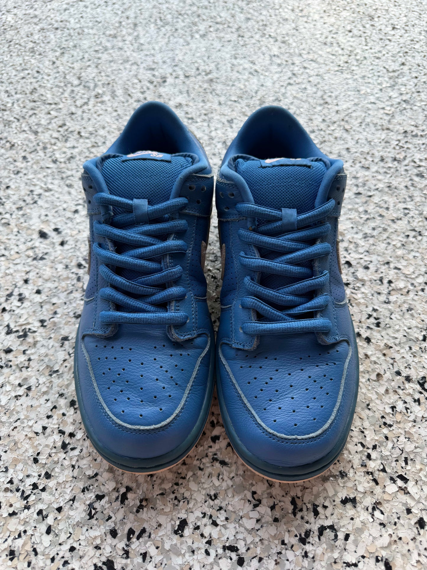 HY3425 Nike SB Dunk Low Varsity Blue Pink Ice