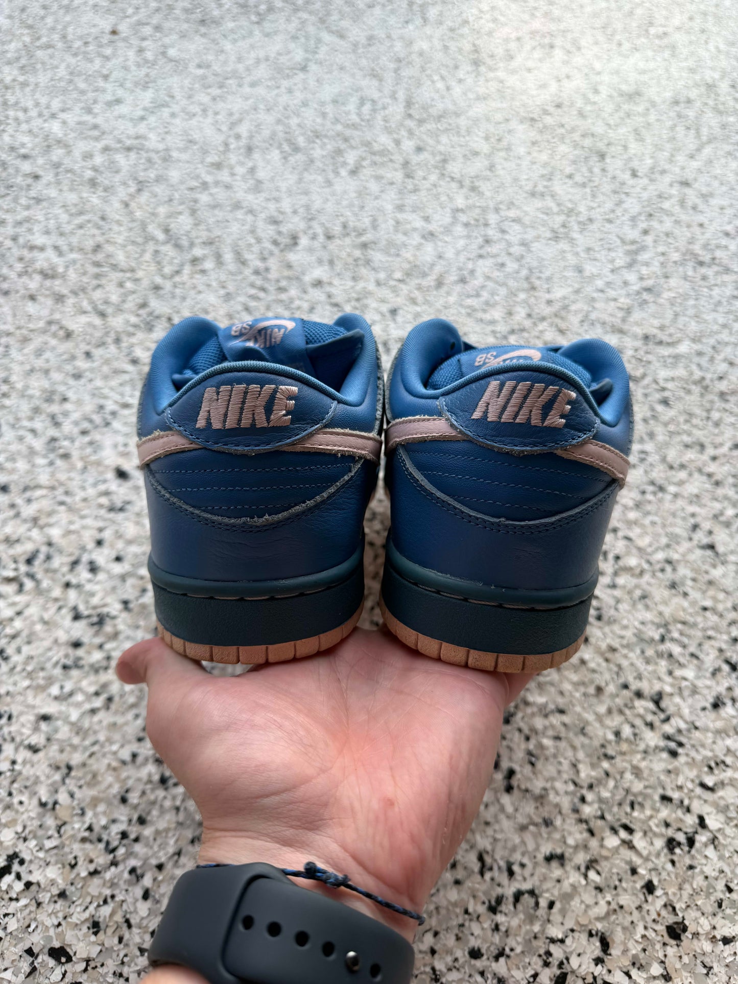 HY3425 Nike SB Dunk Low Varsity Blue Pink Ice
