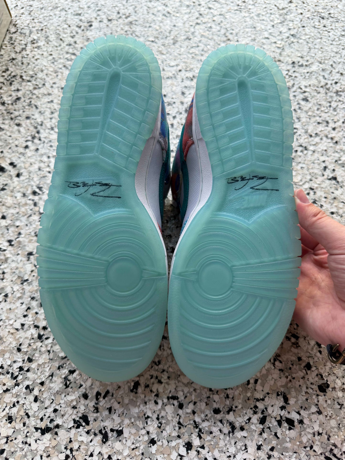 HY3426 Nike SB Dunk Low Futura Laboratories Bleached Aqua