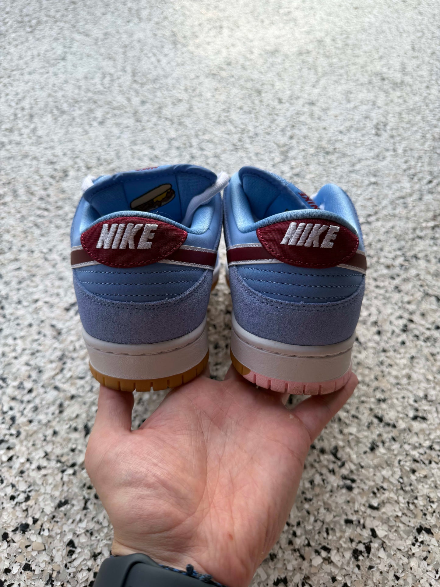 [HY3427] Nike SB Dunk Low Philadelphia Phillies