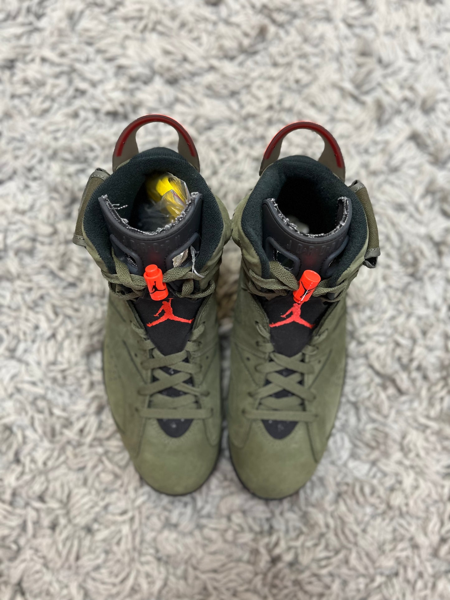 AIR JORDAN 6 RETRO SP x Travis Scott ‘Olive’