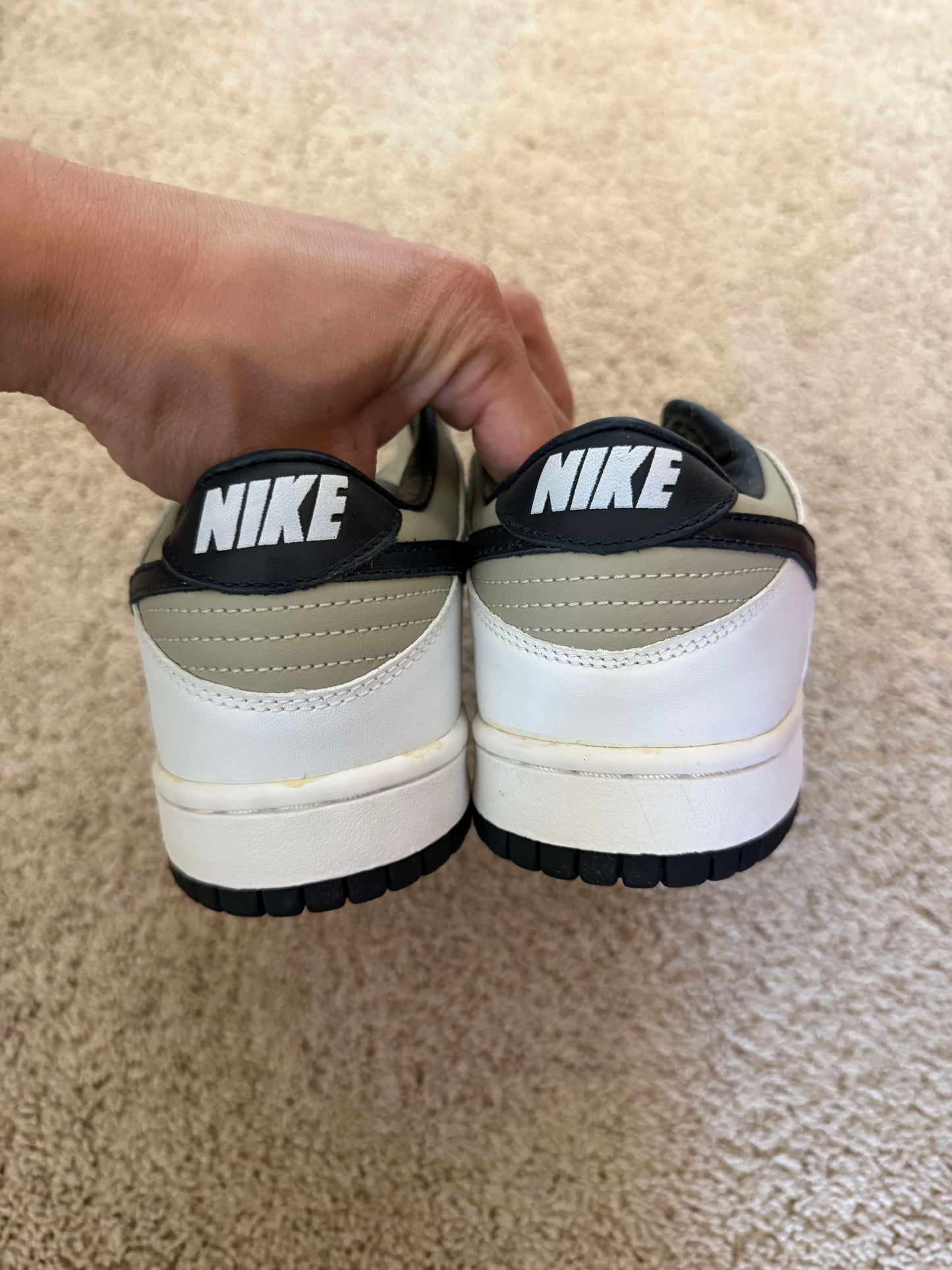 HY3442 Nike Dunk Low Pro B ‘Mushroom’