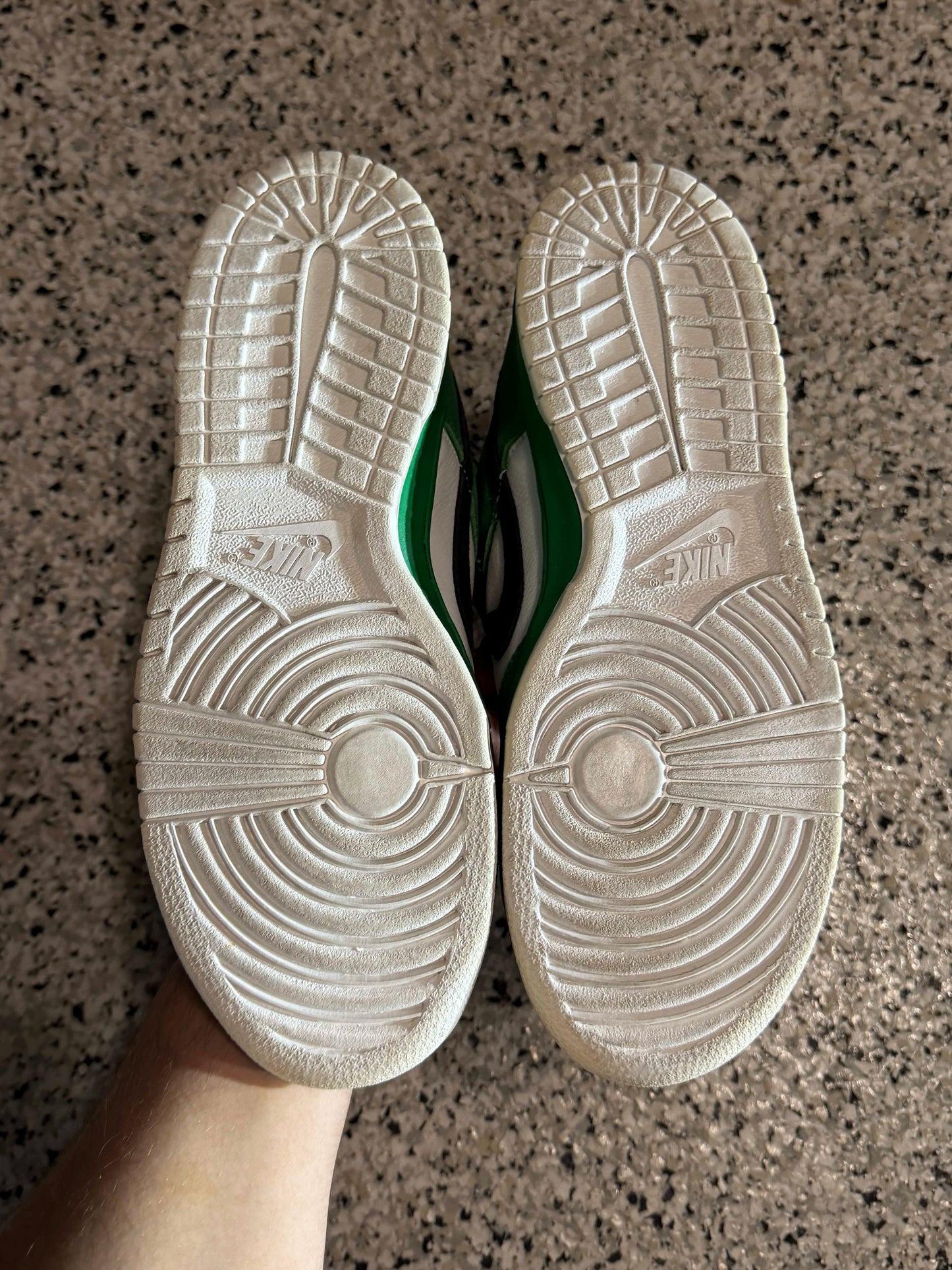 HY3485 Nike SB Dunk Low Heineken