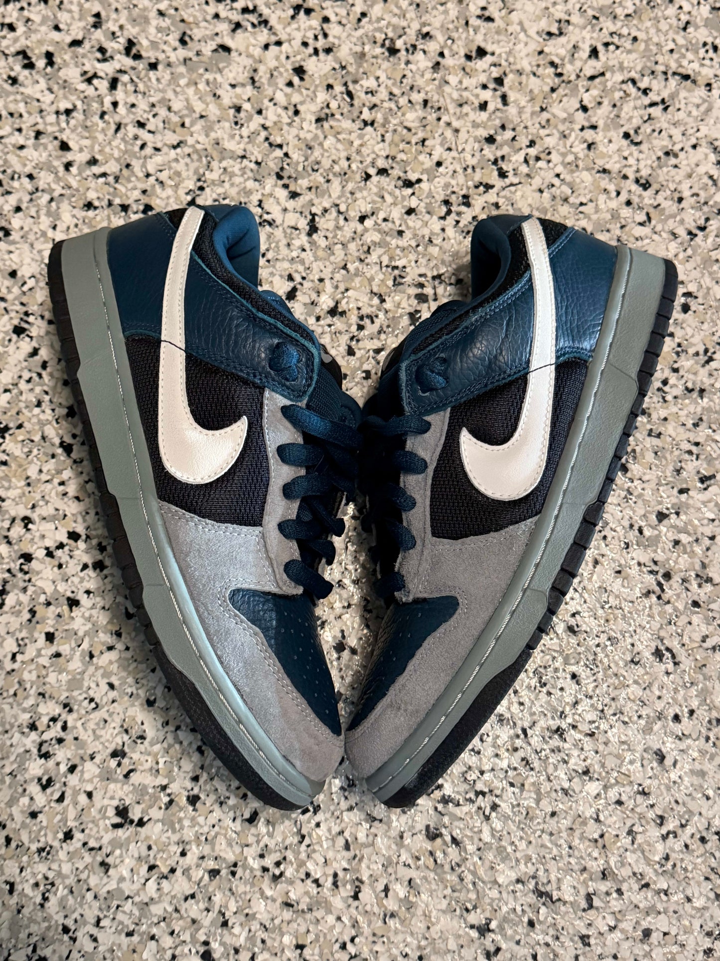 HY3484 Nike Dunk Low Pro SB Futura