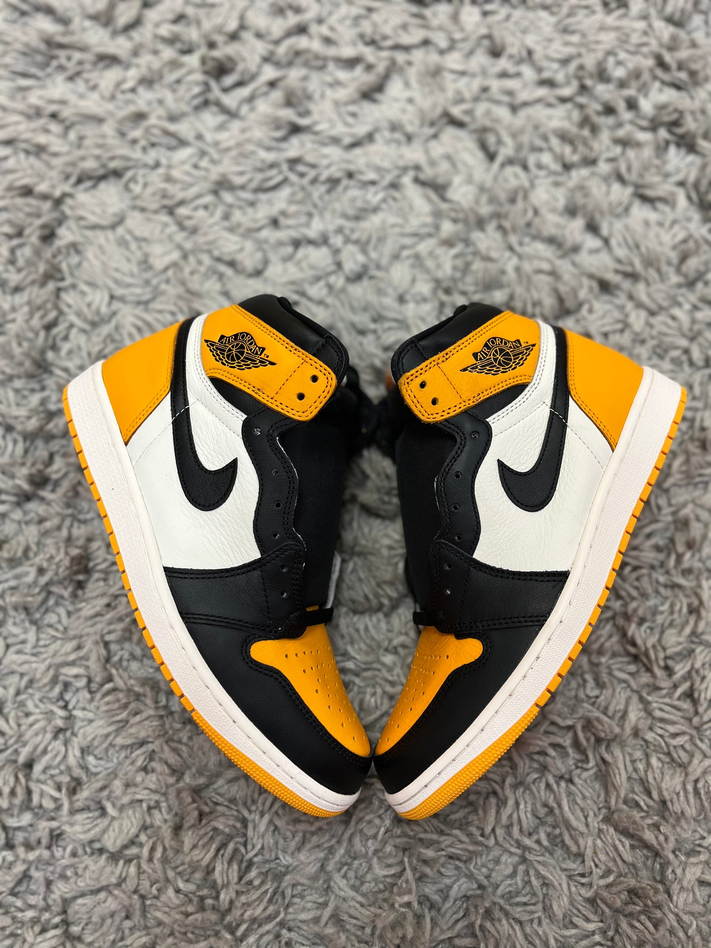 AIR JORDAN 1 RETRO HIGH OG ‘Taxi’