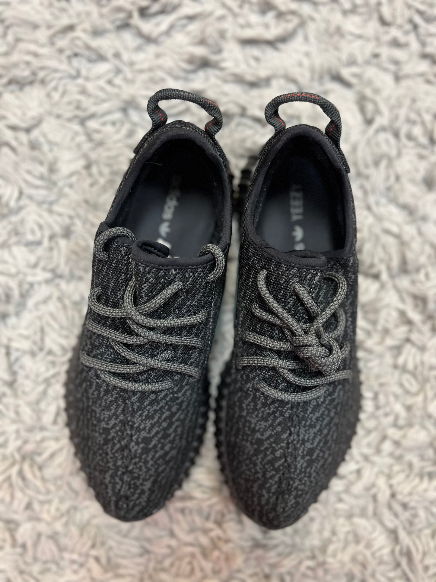 YEEZY BOOST 350 OG ‘Pirate Black’