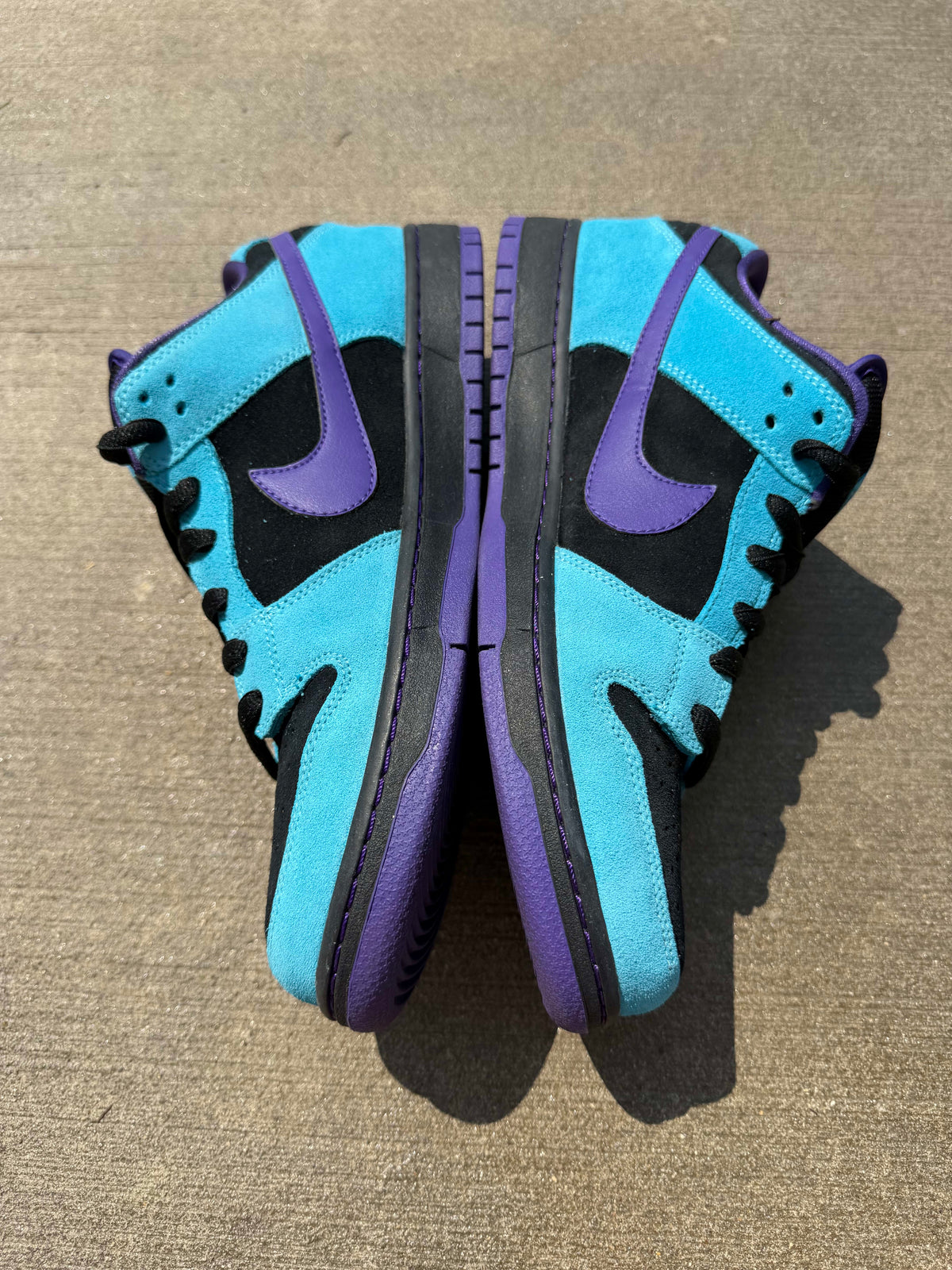 [HY3489] Nike SB Dunk Low Skeletor