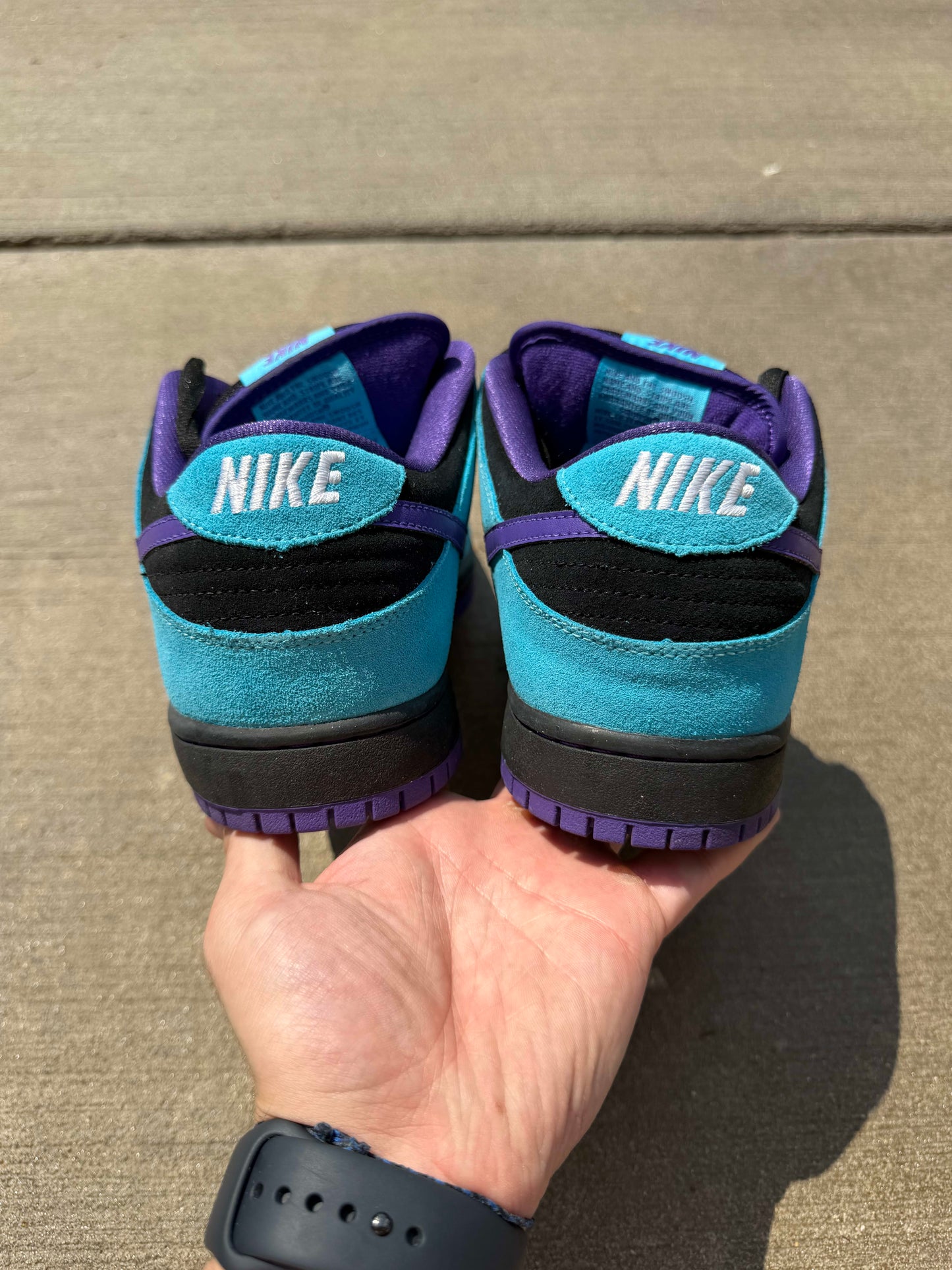 HY3489 Nike SB Dunk Low Skeletor