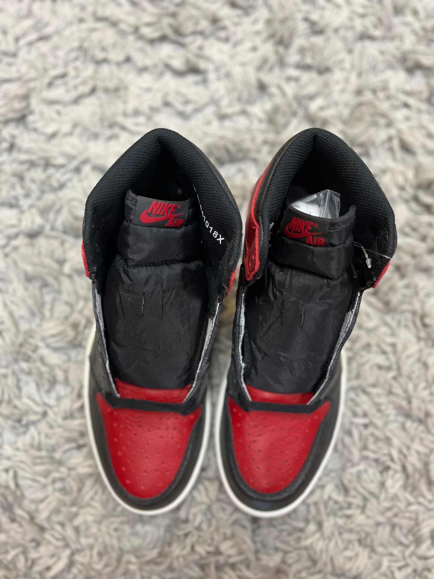 AIR JORDAN 1 RETRO HIGH OG ‘Banned’ 2016