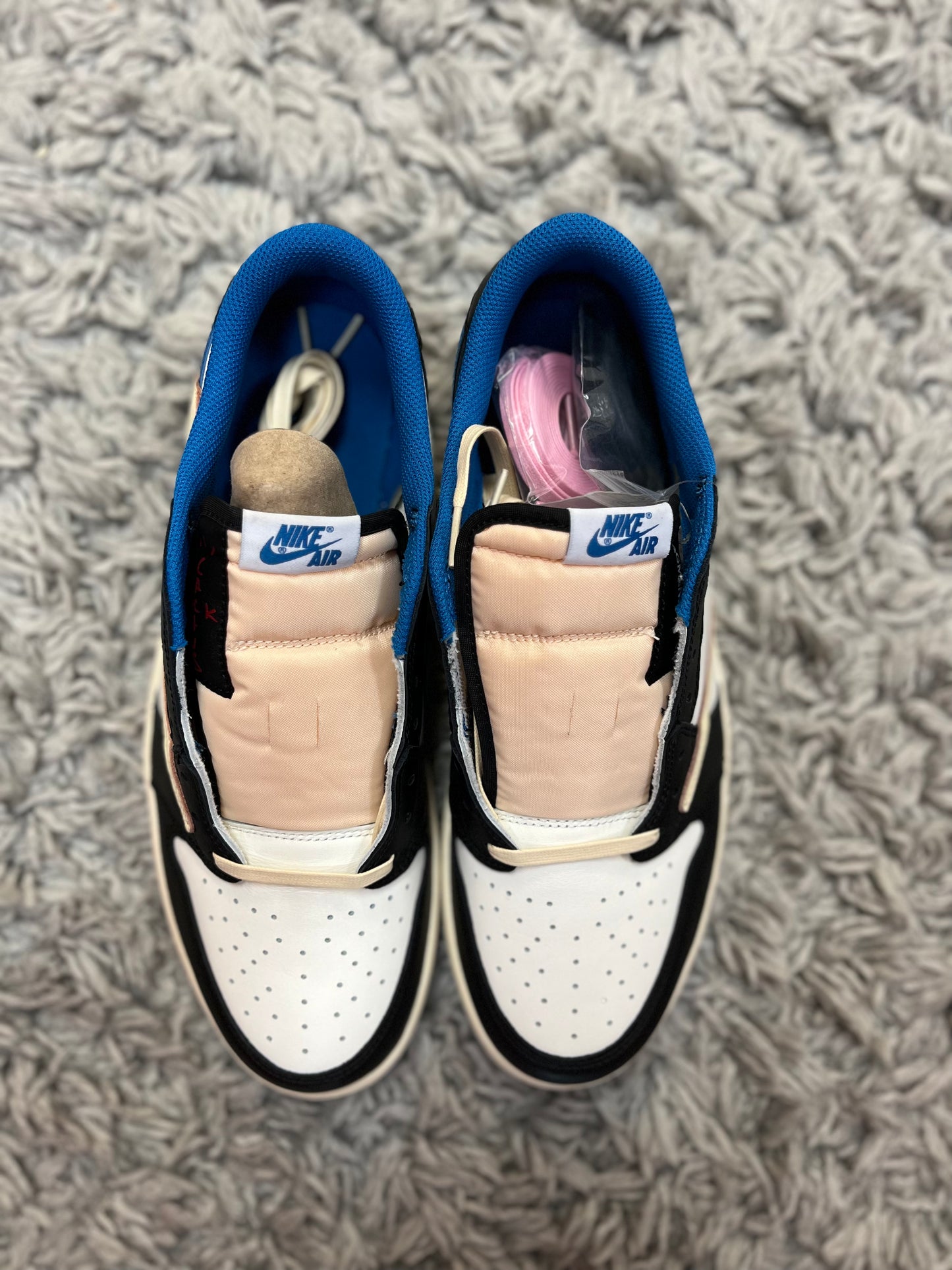 AIR JORDAN 1 LOW OG SP x Travis Scott ‘Fragment’