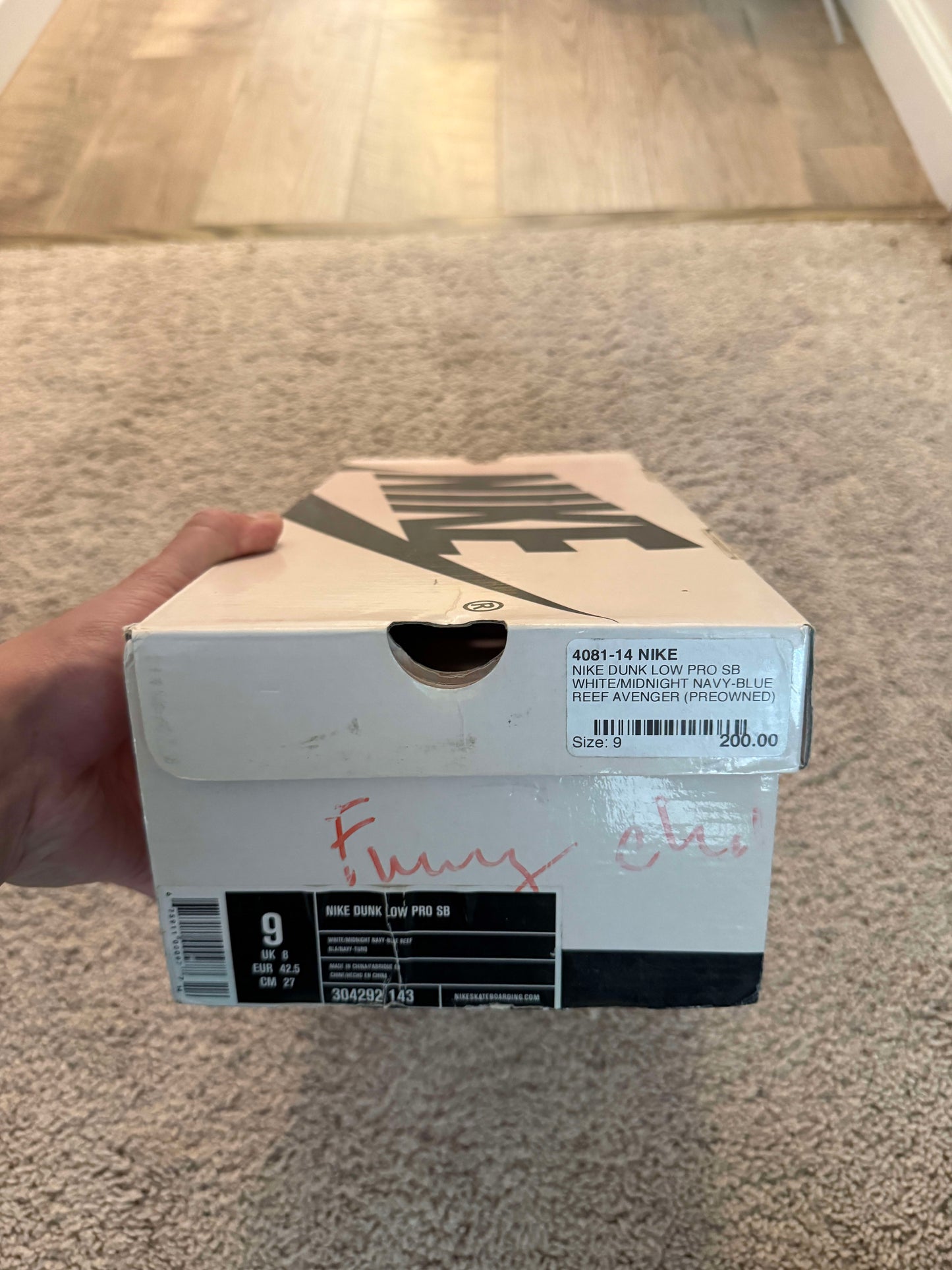 Size 9 Preowned Nike SB Dunk Low Avenger Navy