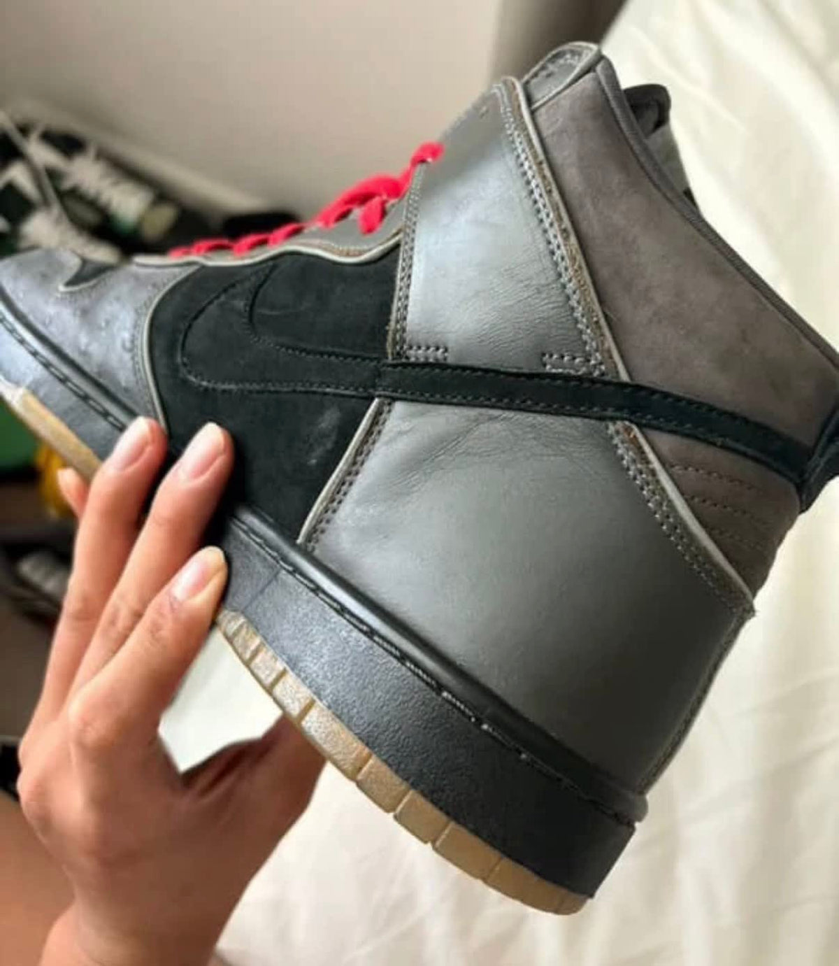 [HY1143] Nike SB Dunk High MF Doom
