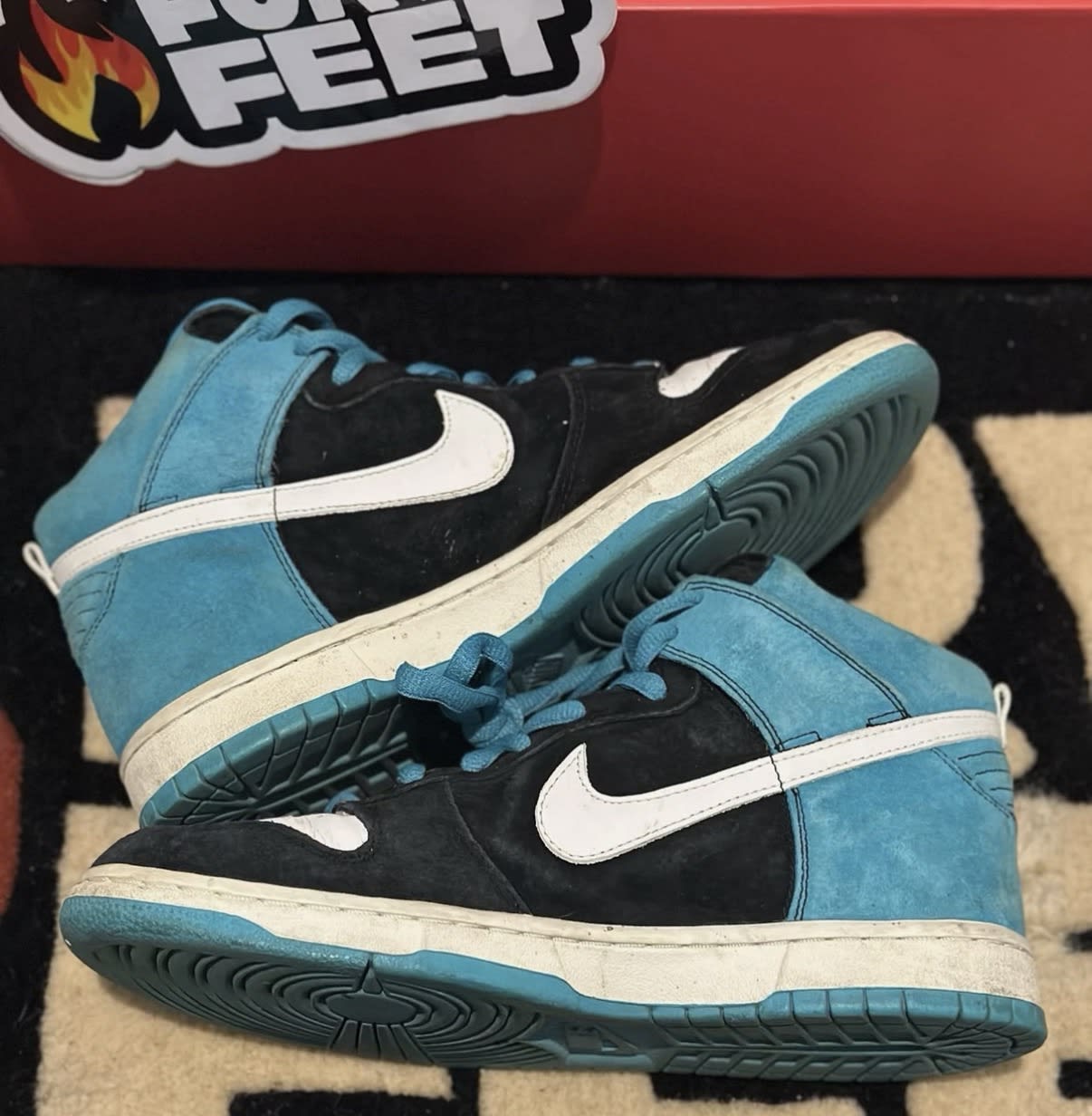 HY2230 Nike SB Dunk High Send Help